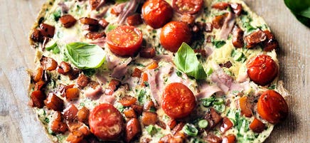 Ham & tomato omelette
