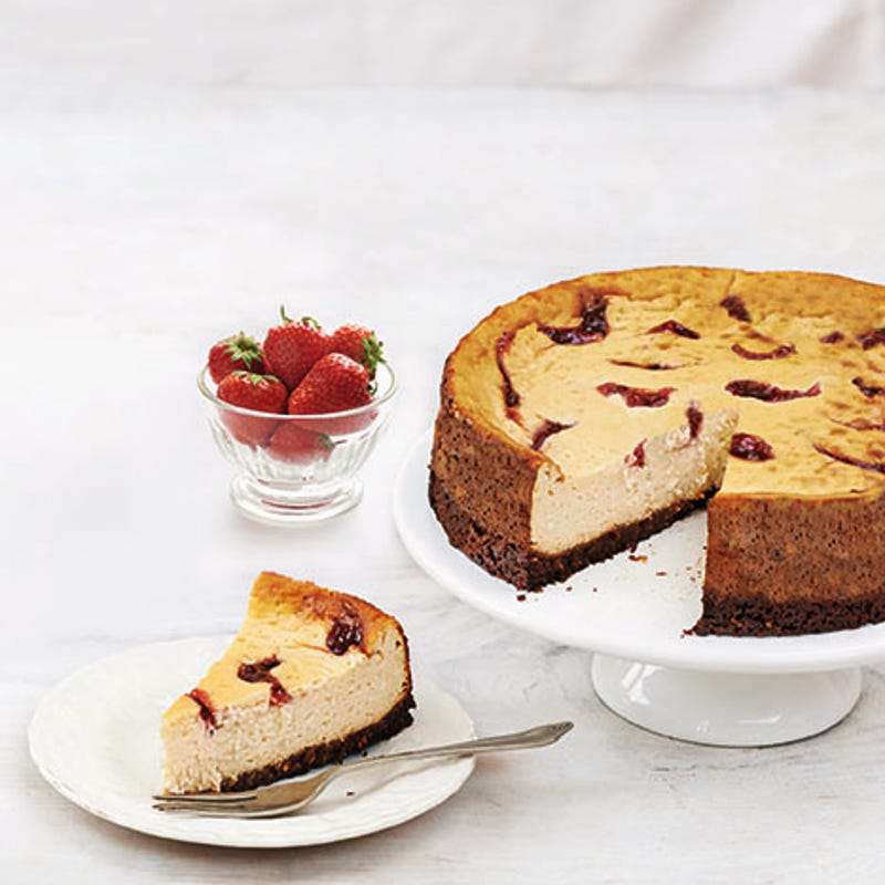 Photo of Baked strawberry cheesecake by WW