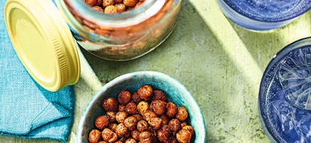 Spicy roasted chickpeas
