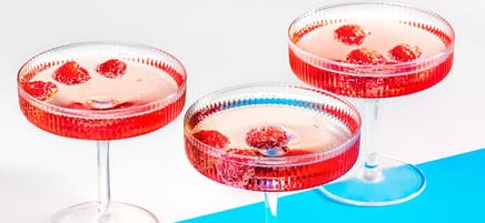 Prosecco berry cocktail