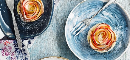 Apple rose tarts
