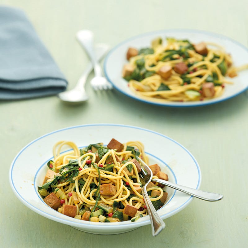 Krautstielpasta mit geräuchertem Tofu