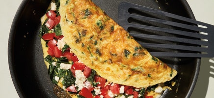 Spinach, tomato & feta omelet