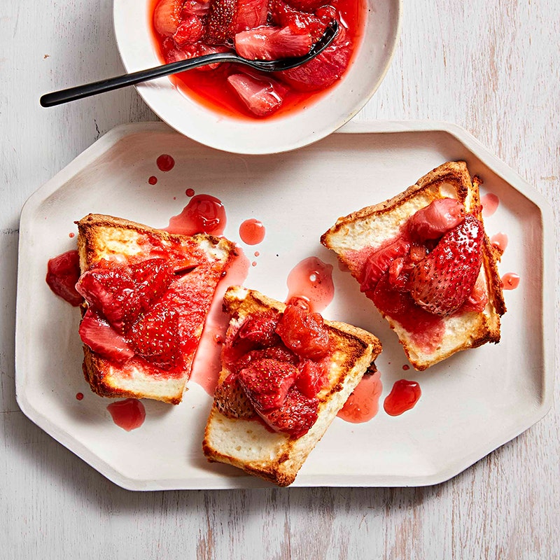 Rhubarb-strawberry shortcake