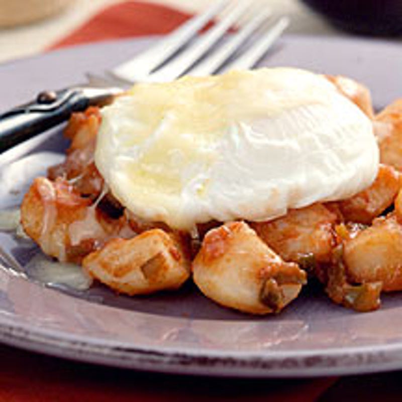 Photo of Mexican potato hash with poached eggs by WW