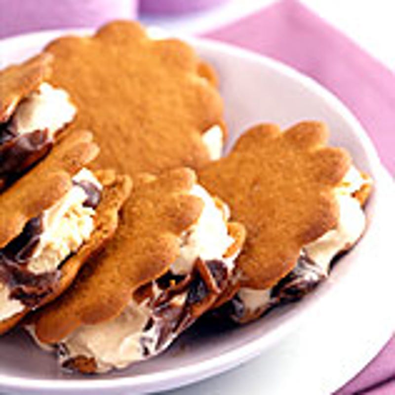 Photo of Frozen mud pie sandwiches by WW