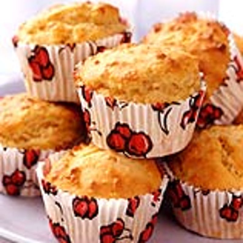 Photo of Orange-oatmeal muffins by WW
