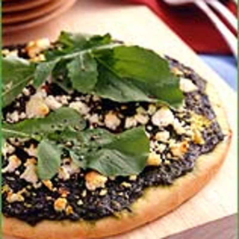 Photo of Basil, arugula and goat cheese pizza by WW