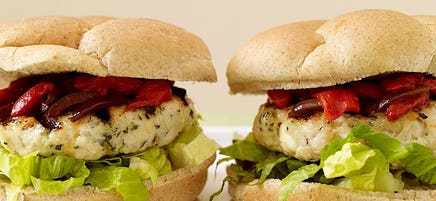 Feta-stuffed chicken burgers