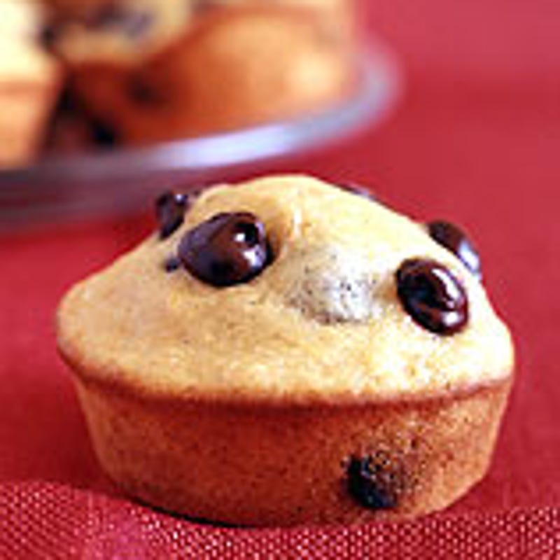 Photo of Low-fat chocolate chip muffins by WW