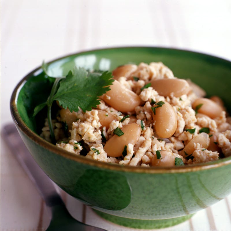 White bean and ground turkey slow cooker chipotle chili