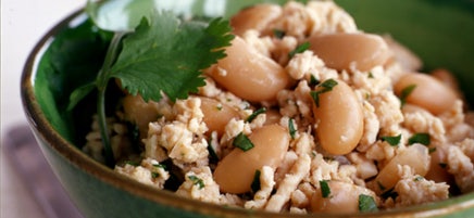 White bean and ground turkey slow cooker chipotle chili