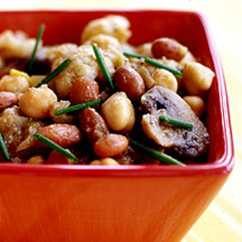 Photo of Slow cooker two-bean chili by WW