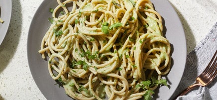 Spaghetti with creamy herb sauce