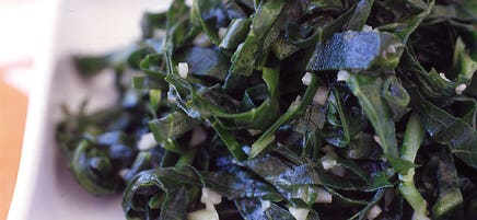 Brazilian-style garlic collard greens