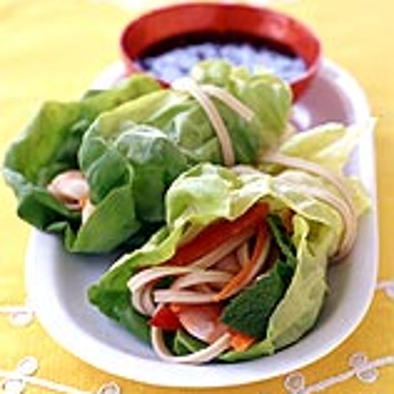 Photo of Shrimp spring rolls with dipping sauce by WW
