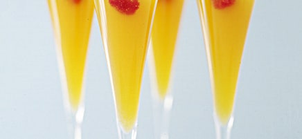 Apricot bellinis
