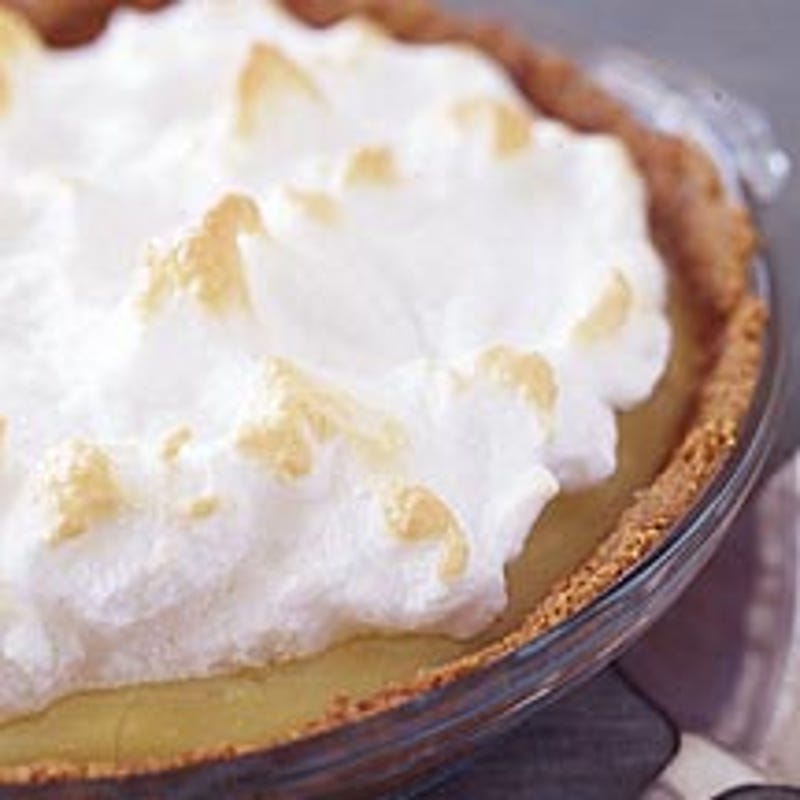 Photo of Classic lemon meringue pie by WW
