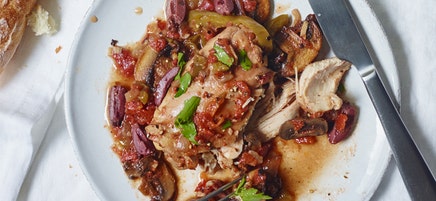 Slow cooker chicken cacciatore