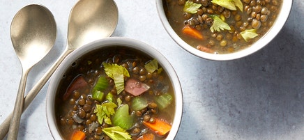 Slow cooker lentil soup