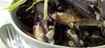 Mussels with Pernod and cream