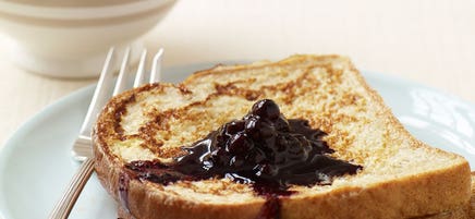 French Toast with Blueberry Sauce