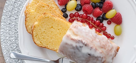 Lemon-glazed tea cake