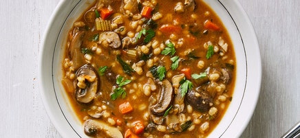Mushroom-barley soup