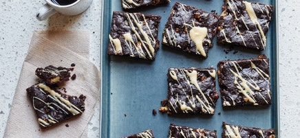 Espresso-glazed chocolate brownies