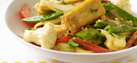 Curried tofu with vegetables