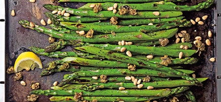 Pan-Roasted Asparagus with Fried Capers