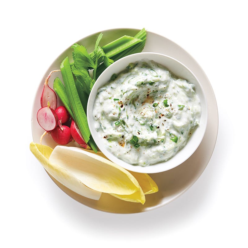 Cucumber-scallion raita dip with veggies