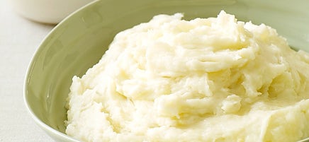 Garlic-lime mashed yucca