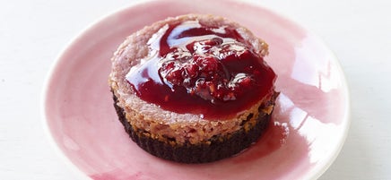 Mini Raspberry Cheesecakes