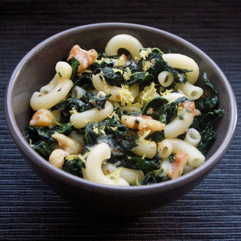 Photo of Tuscan Kale Pesto Stir-Fry by WW