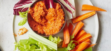 Spicy Spanish romesco dip