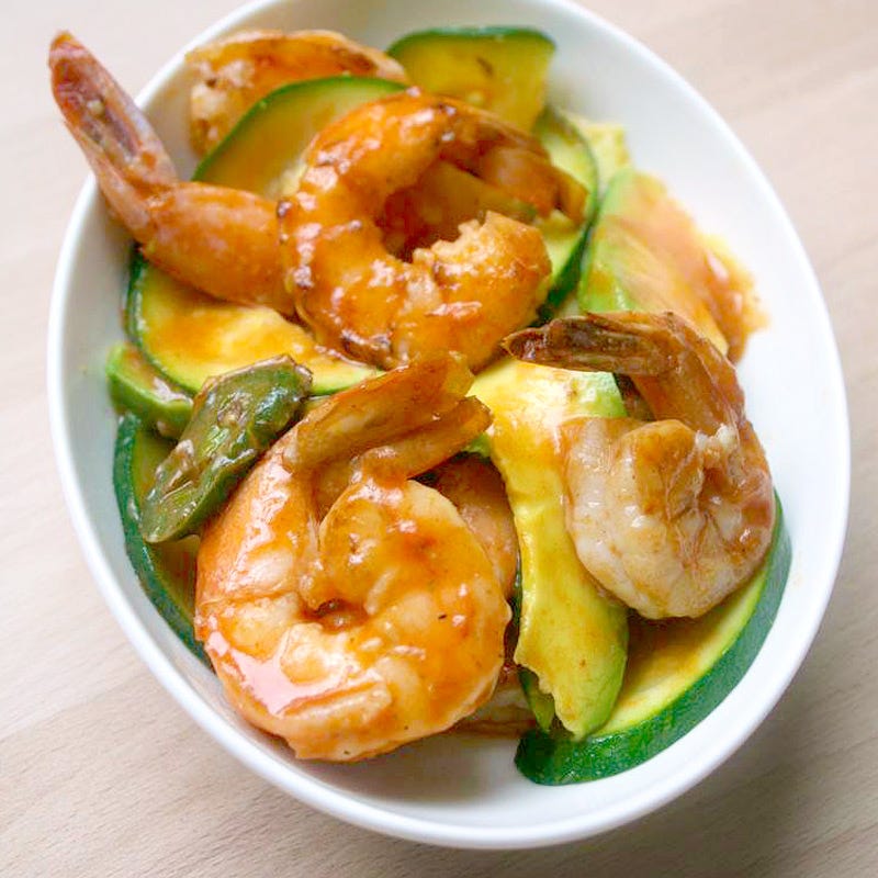 Photo of Jalapeño shrimp with zucchini and avocado by WW