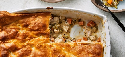 Creamy chicken pot pie