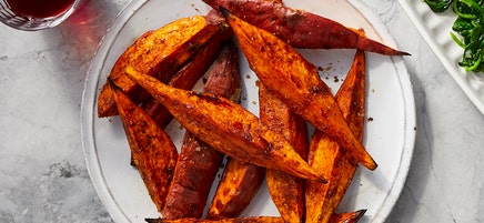 Cinnamon-spiced oven-roasted sweet potatoes