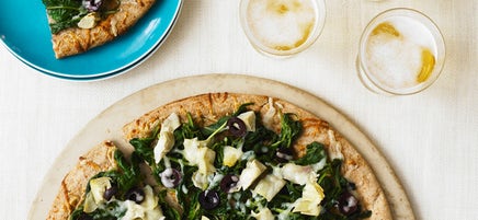 Garlicky Spinach & Fontina Pizza