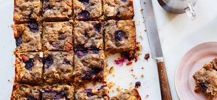 Almond-Cherry Oat Bars