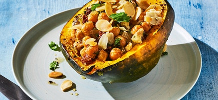 Moroccan Chickpea-Stuffed Acorn Squash
