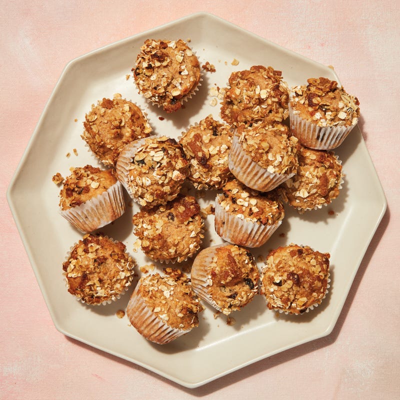 Mini apple-cinnamon muffins