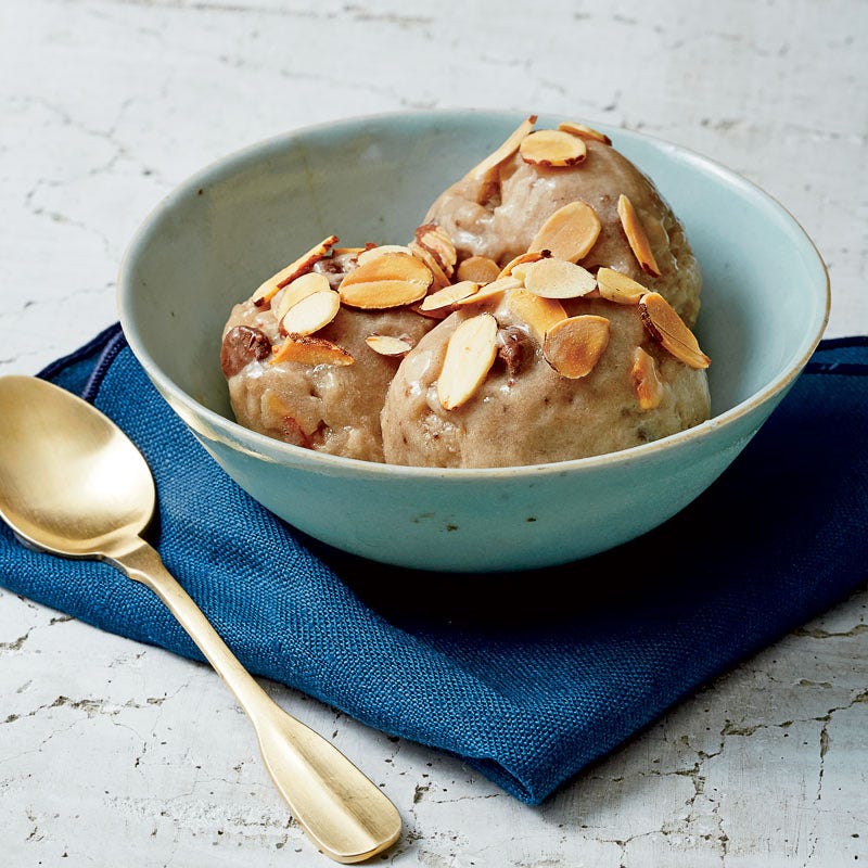 Banana-chocolate chip "ice cream"
