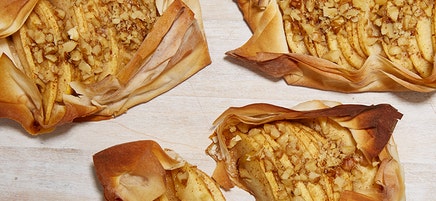 Mini Apple Pie Tarts