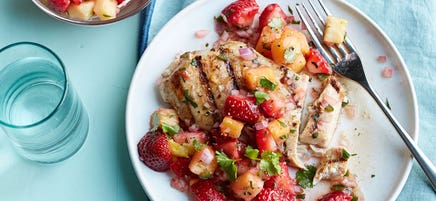 Grilled chicken with strawberry chili salsa