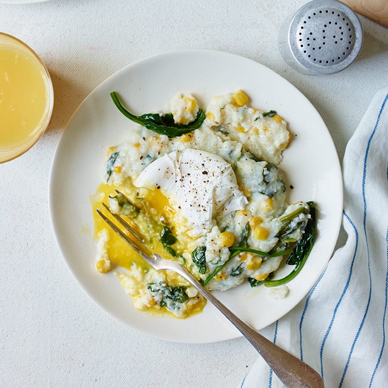 Spinach and corn grits with poached eggs