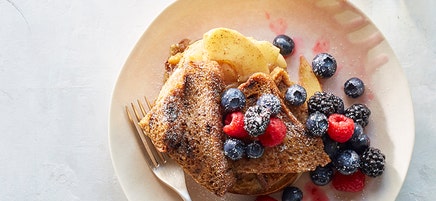 Apple-Stuffed French Toast Casserole