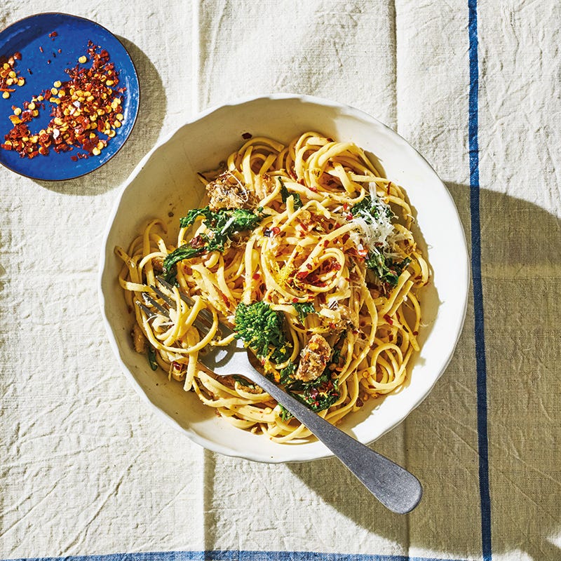 Linguine with sardines