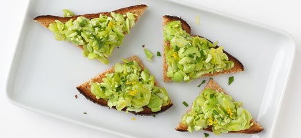 Lemony Edamame Crostini